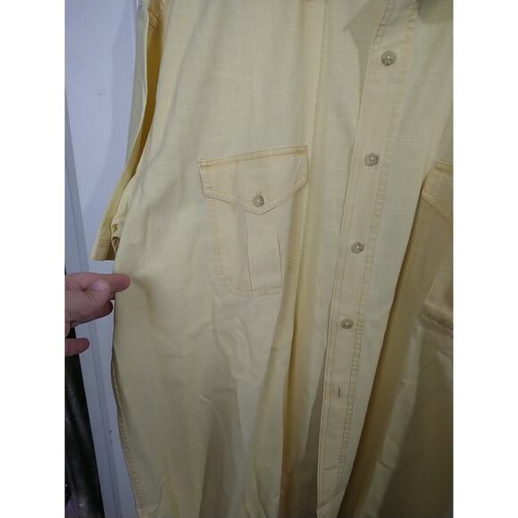 St John's Bay Shirt Men L Yellow Short Sleeve Button Down Pockets Summer - Picture 2 of 7